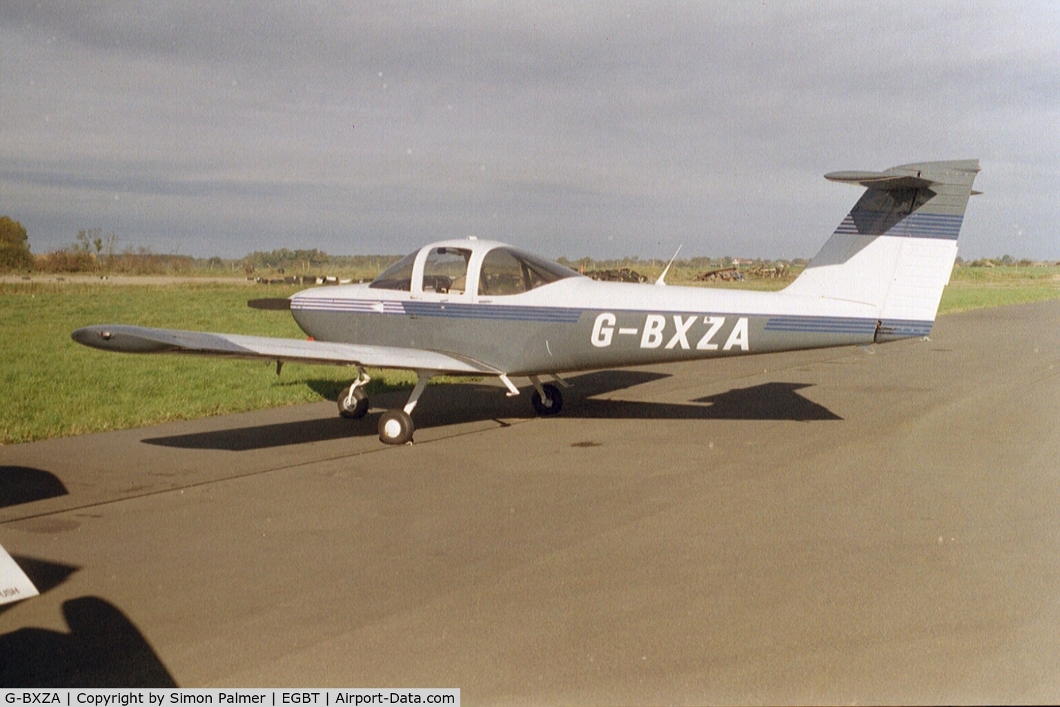 G-BXZA, 1979 Piper PA-38-112 Tomahawk Tomahawk C/N 38-79A0864, PA38 Tomahawk at Turweston