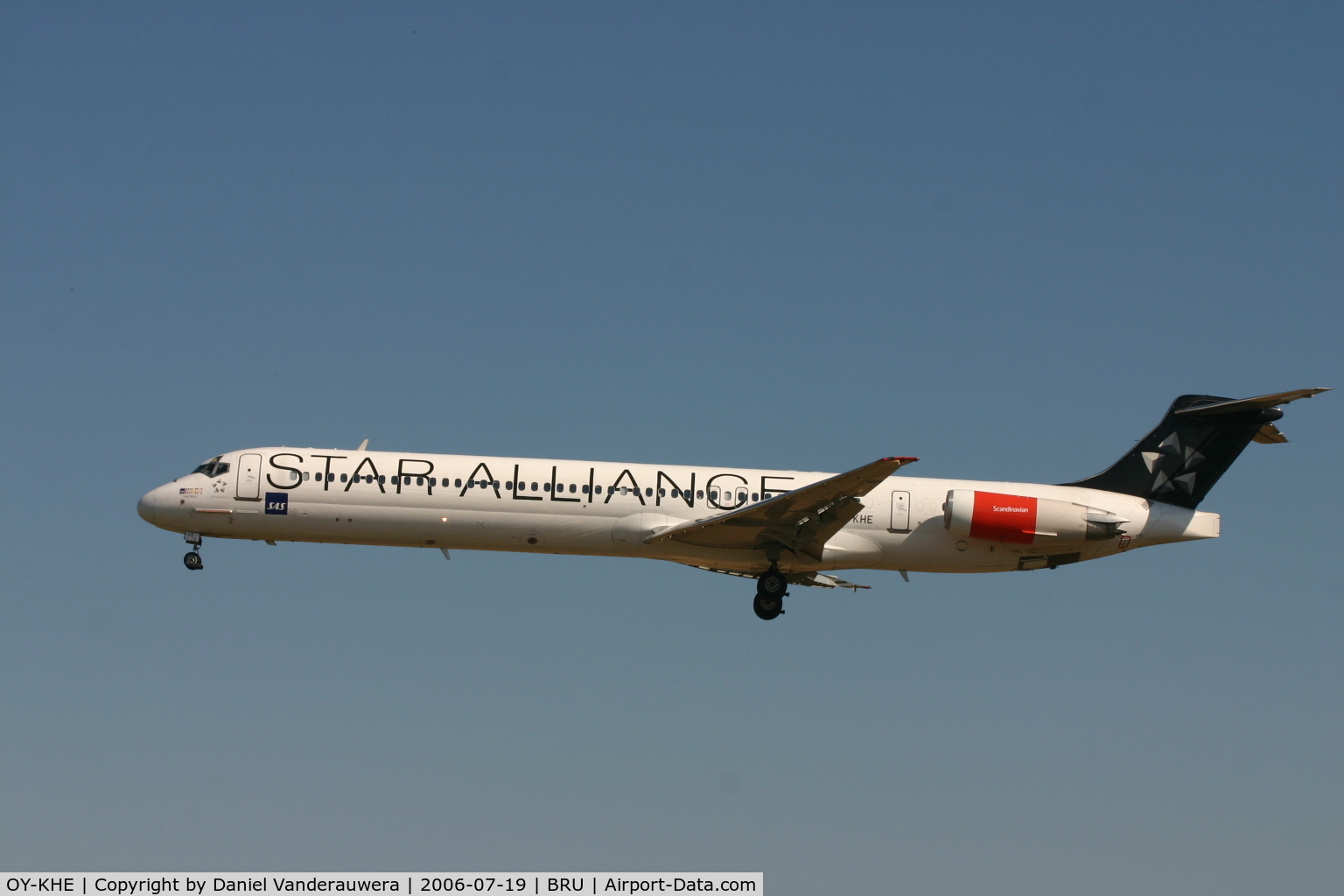 OY-KHE, 1988 McDonnell Douglas MD-82 (DC-9-82) C/N 49604, now SAS flies with STAR ALLIANCE
