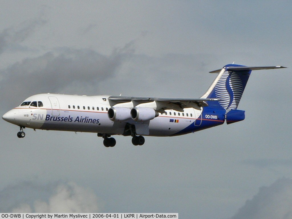 OO-DWB, 1997 British Aerospace Avro 146-RJ100 C/N E3315, Avro RJ100
