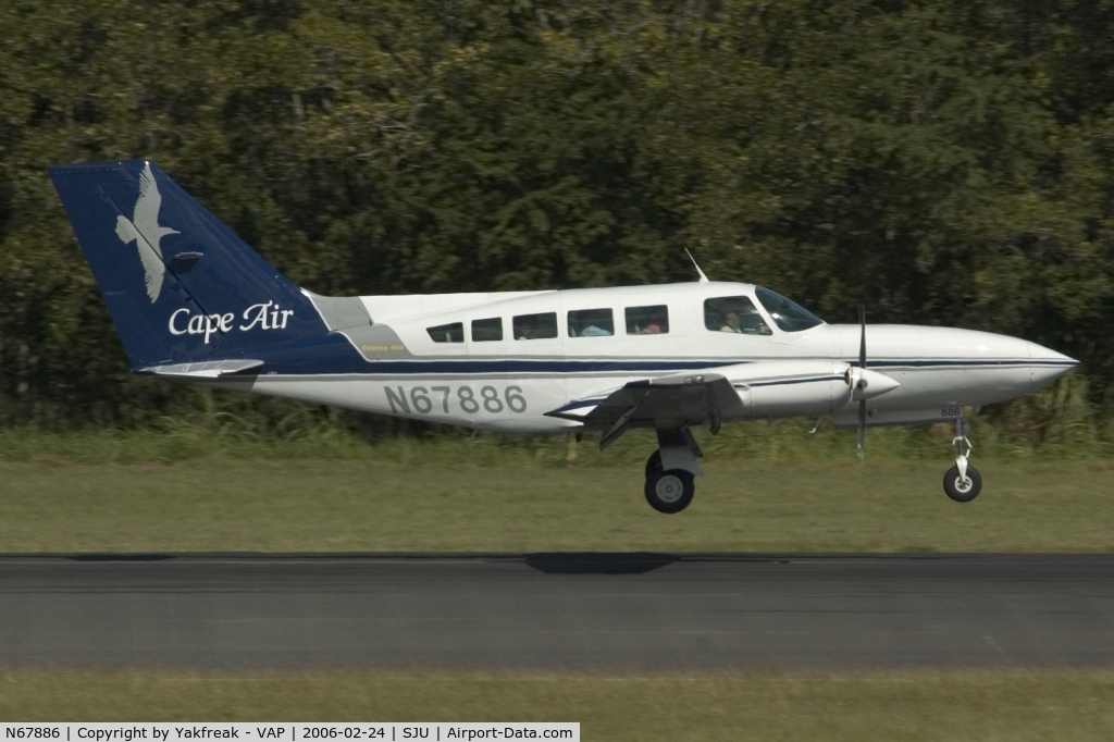N67886, 1980 Cessna 402C C/N 402C0435, Cape Air Cessna Ce402 landing at SJU
