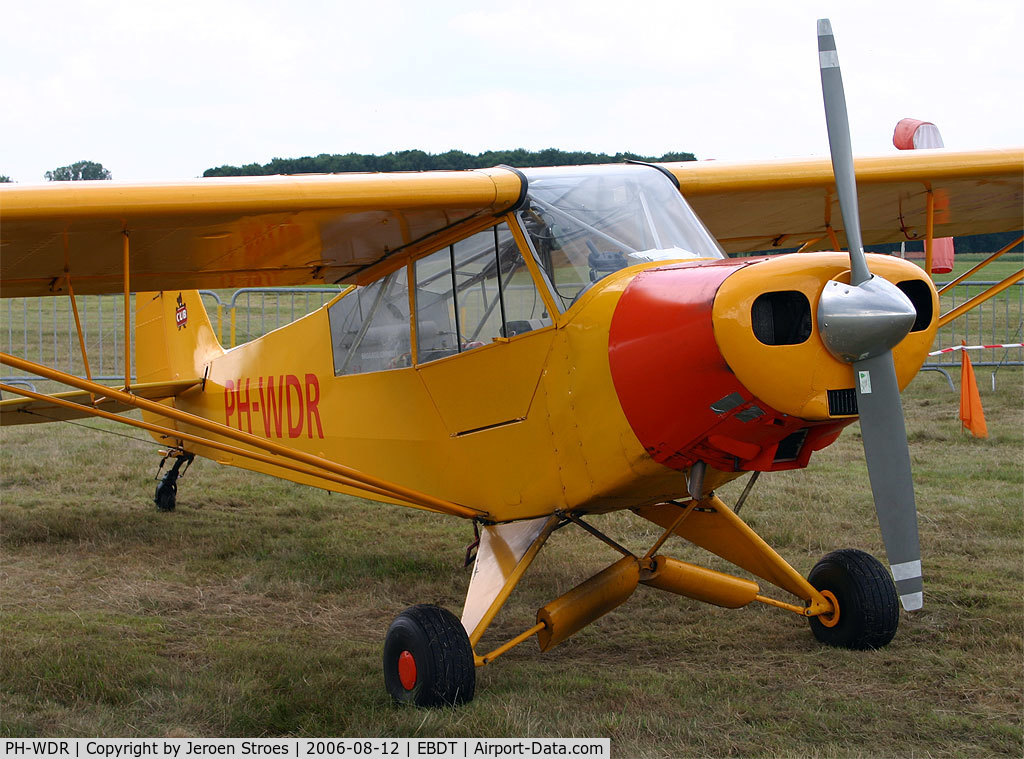 PH-WDR, 1954 Piper L-21B Super Cub (PA-18-135) C/N 18-3852, Oldtimer FLY-IN 2006