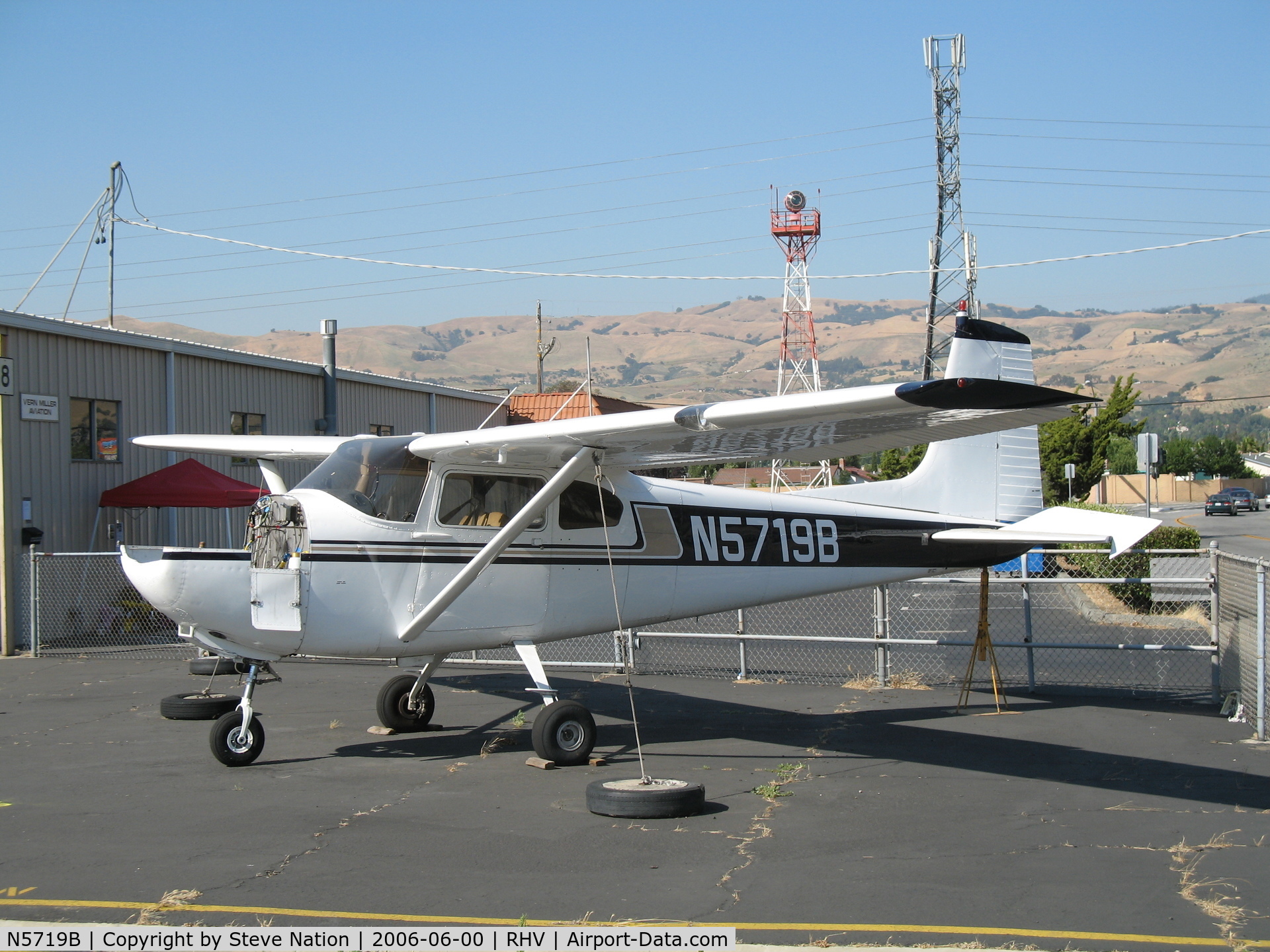 N5719B, 1956 Cessna 182 Skylane C/N 33719, Straight-tailed 1956 Cessna 182 minus engine @ Reid-Hillview Airport (San Jose), CA