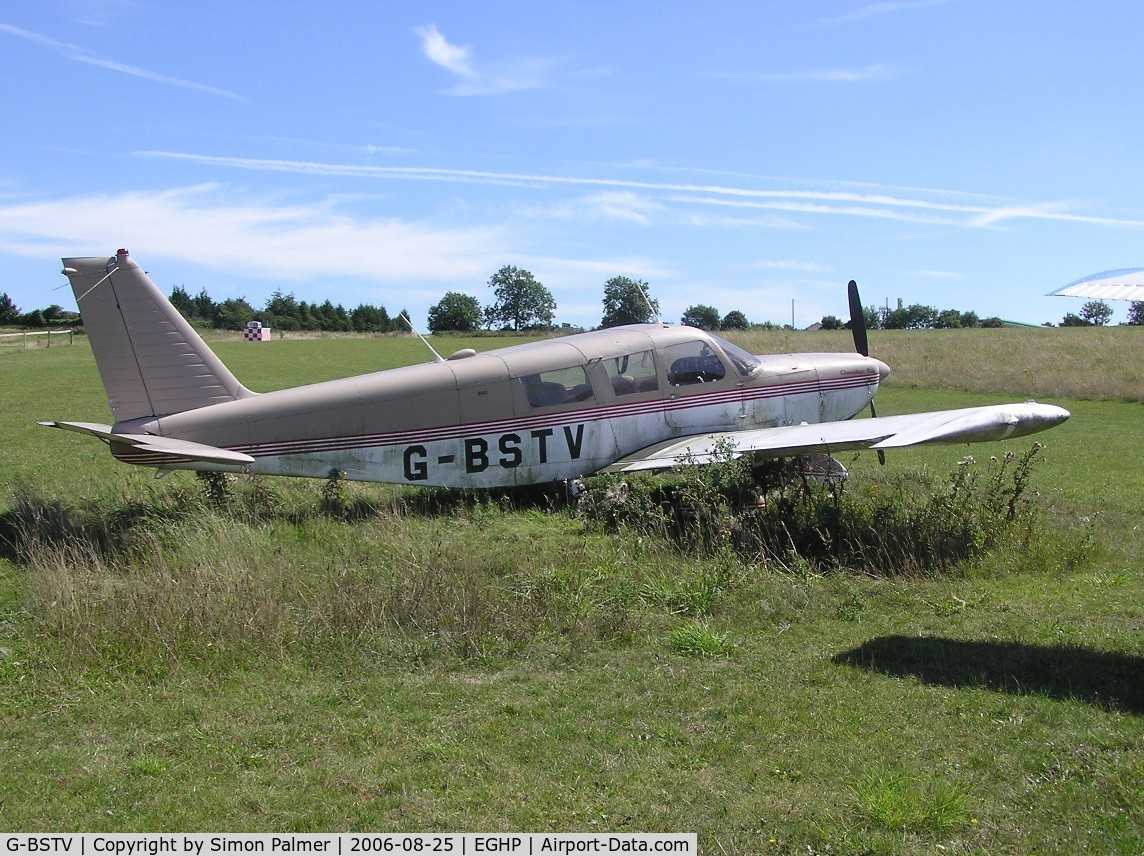 G-BSTV, 1967 Piper PA-32-300 Cherokee Six Cherokee Six C/N 32-40378, Cherokee Six looking abandoned at Popham