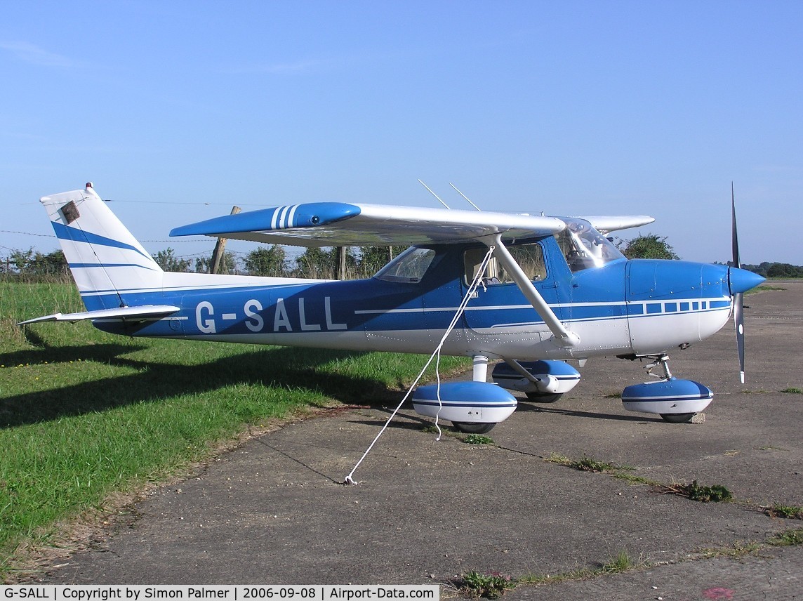 G-SALL, 1971 Reims F150L C/N 0682, Cessna F150L at Hinton-in-the-Hedges airfield