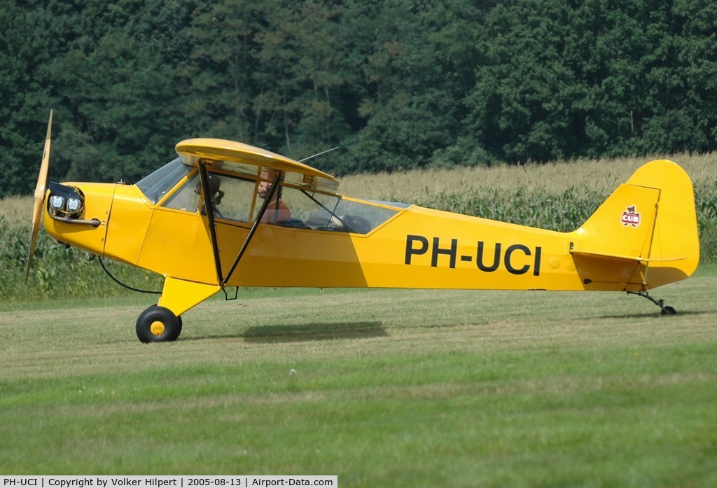 PH-UCI, Piper J3C-65 Cub C/N 13351, Piper L-4J