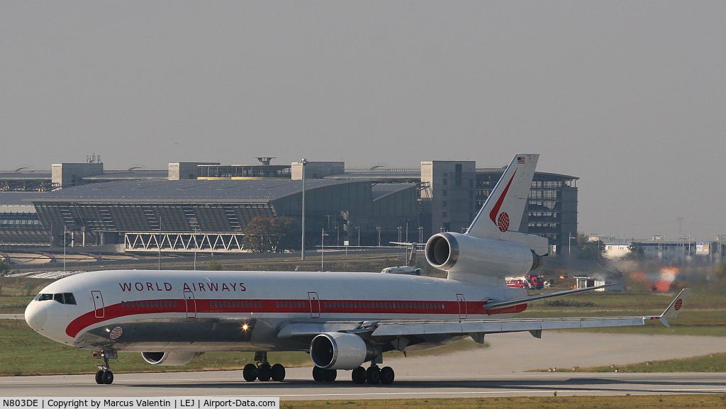 N803DE, 1991 McDonnell Douglas MD-11 C/N 48474, start in Leipzig / Germany