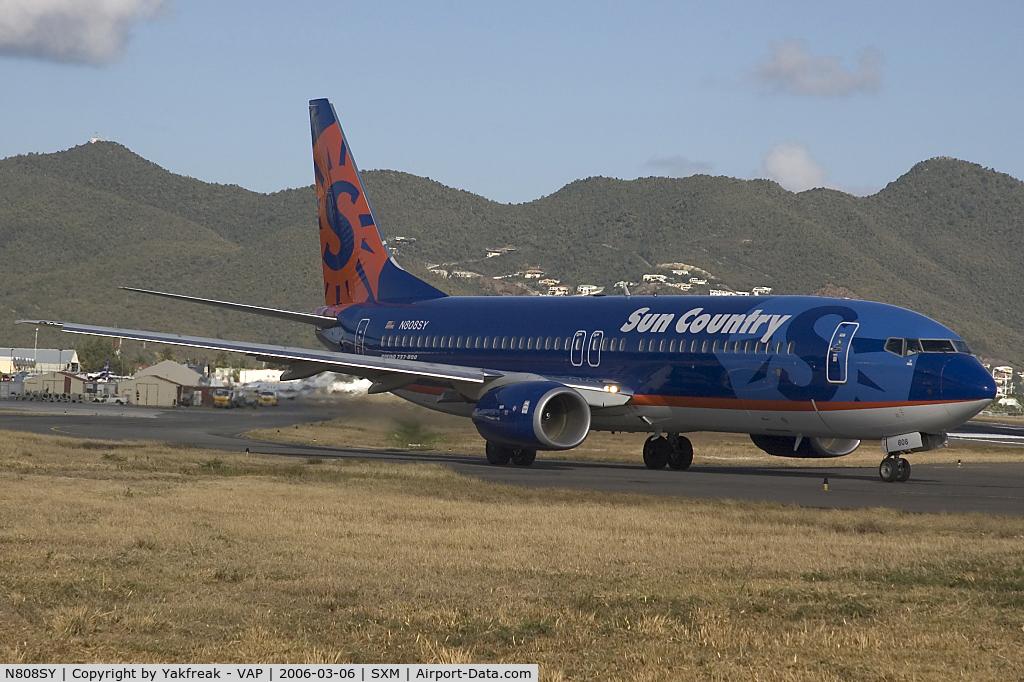 N808SY, 2005 Boeing 737-8BK C/N 33021, Sun Country Boeing 737-800