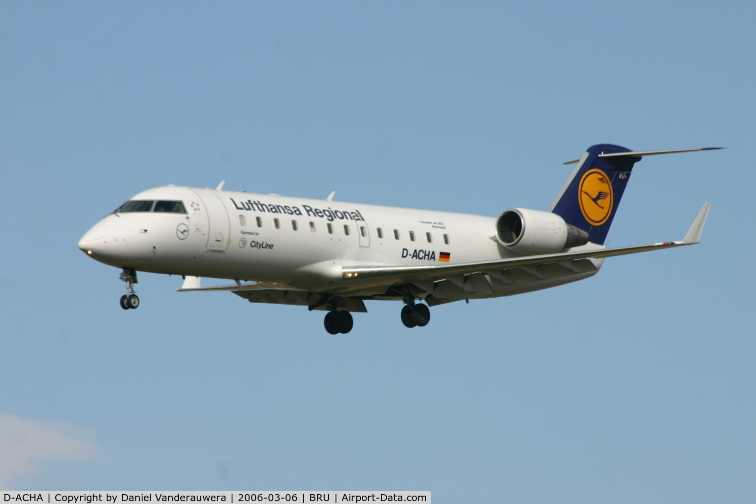 D-ACHA, 2000 Canadair CRJ-200LR (CL-600-2B19) C/N 7378, arrival on rwy 25L