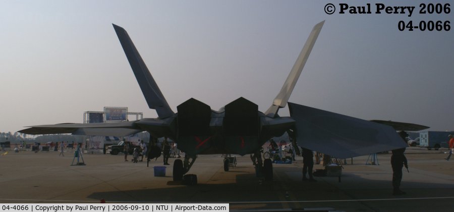 04-4066, 2004 Lockheed Martin F-22A Raptor C/N 4066, Those are some large vectoring nozzles