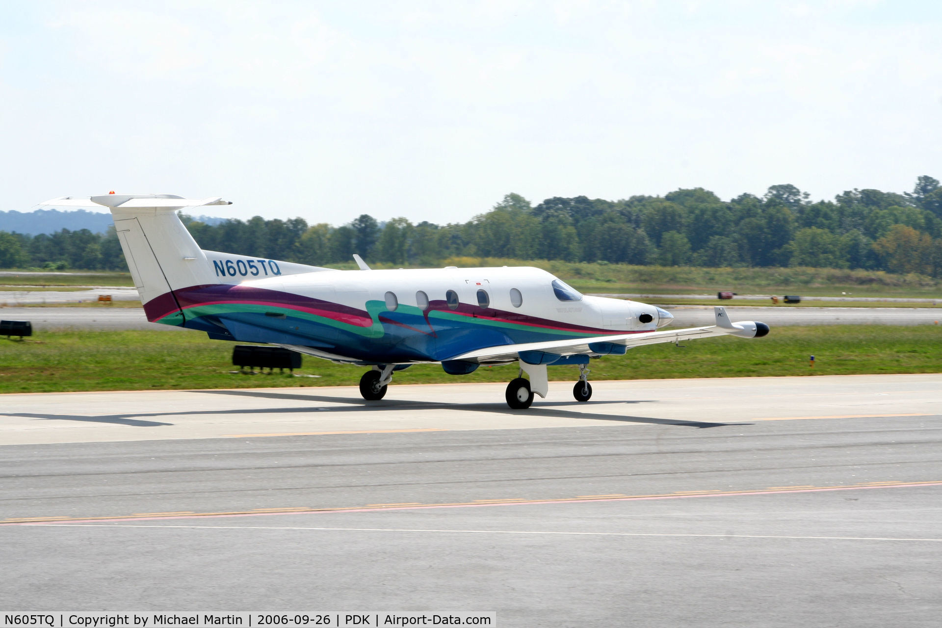 N605TQ, 2000 Pilatus PC-12/45 C/N 320, Taxing to Runway 2R