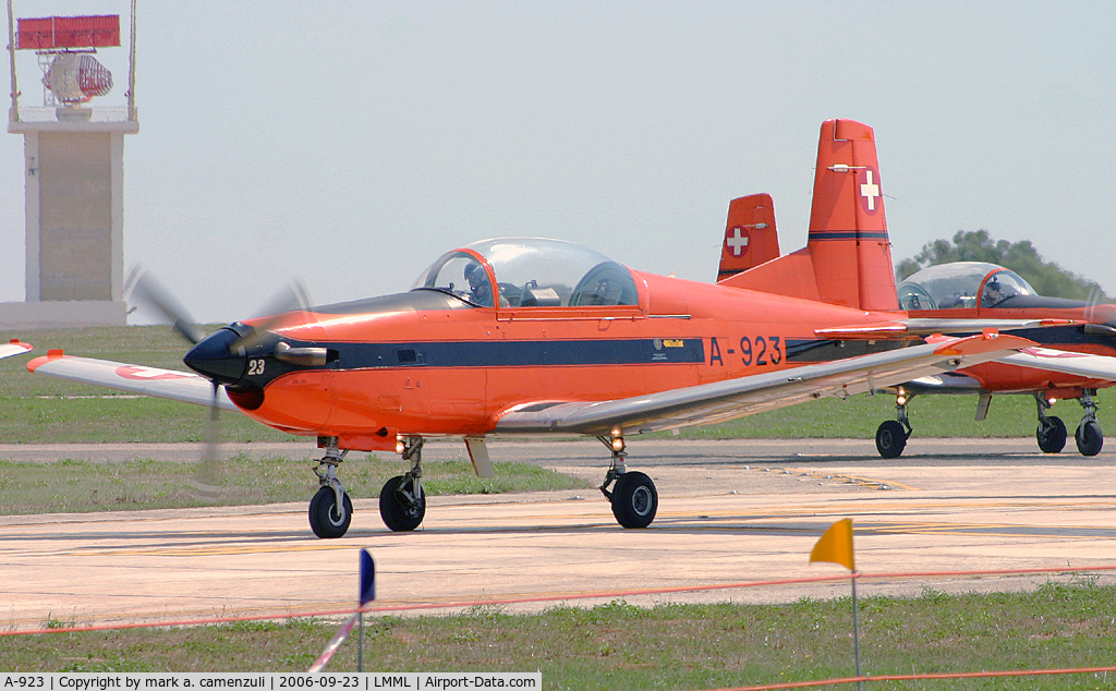 A-923, 1983 Pilatus PC-7 Turbo Trainer C/N 331, Switzerland - Air Force Pilatus 7