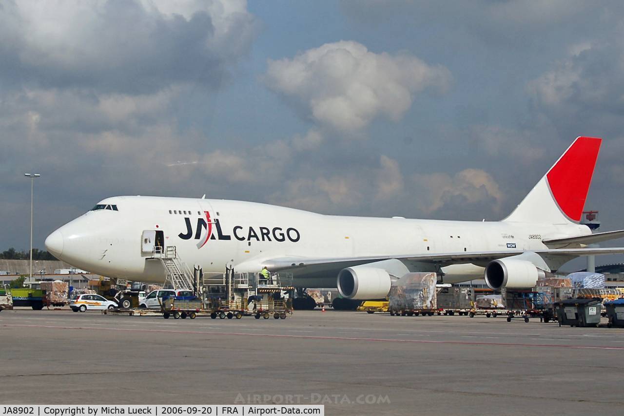 JA8902, 1992 Boeing 747-446 C/N 26344, At Frankfurt