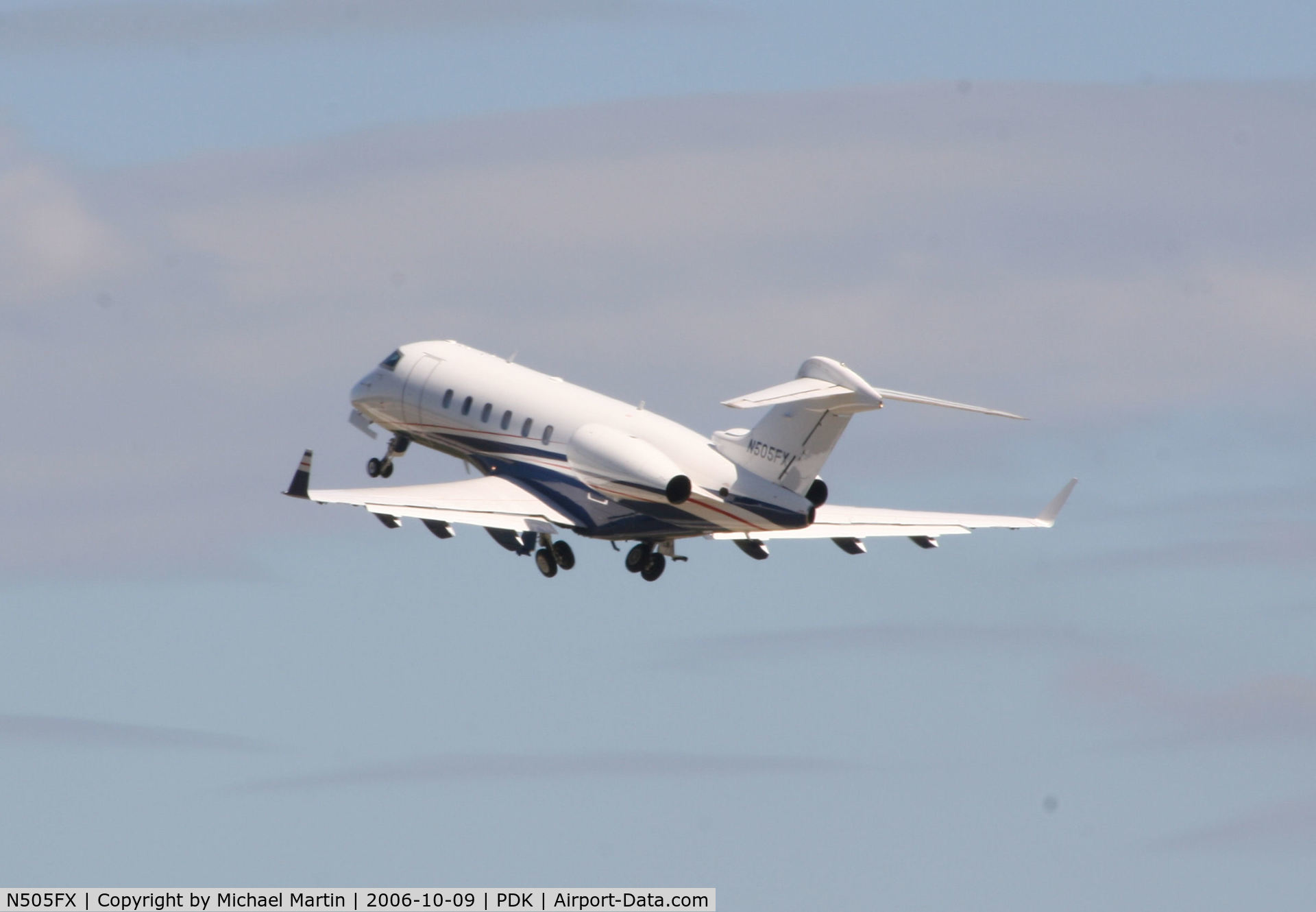 N505FX, 2003 Bombardier Challenger 300 (BD-100-1A10) C/N 20006, Departing PDK enroute to MYAM