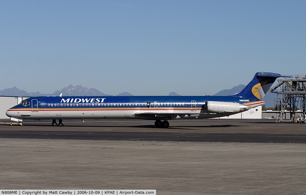 N808ME, 1981 McDonnell Douglas MD-82 (DC-9-82) C/N 48070, At Goodrich Aerospace Everett, Washington
