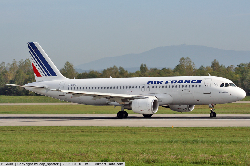 F-GKXK, 2003 Airbus A320-214 C/N 2140, departing to Paris-Orly