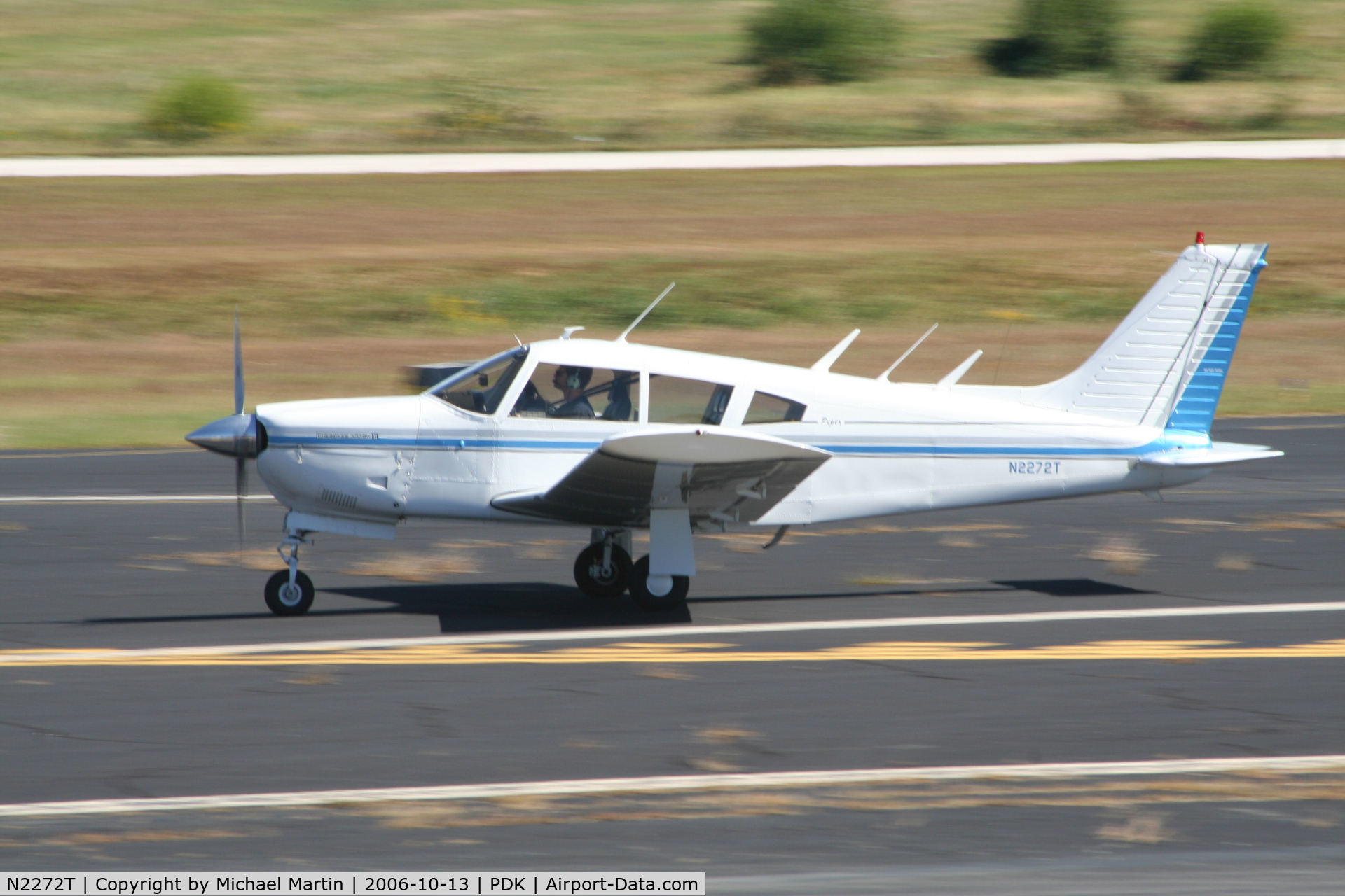 N2272T, 1972 Piper PA-28R-200 Cherokee Arrow C/N 28R-7235001, Departing Runway 34