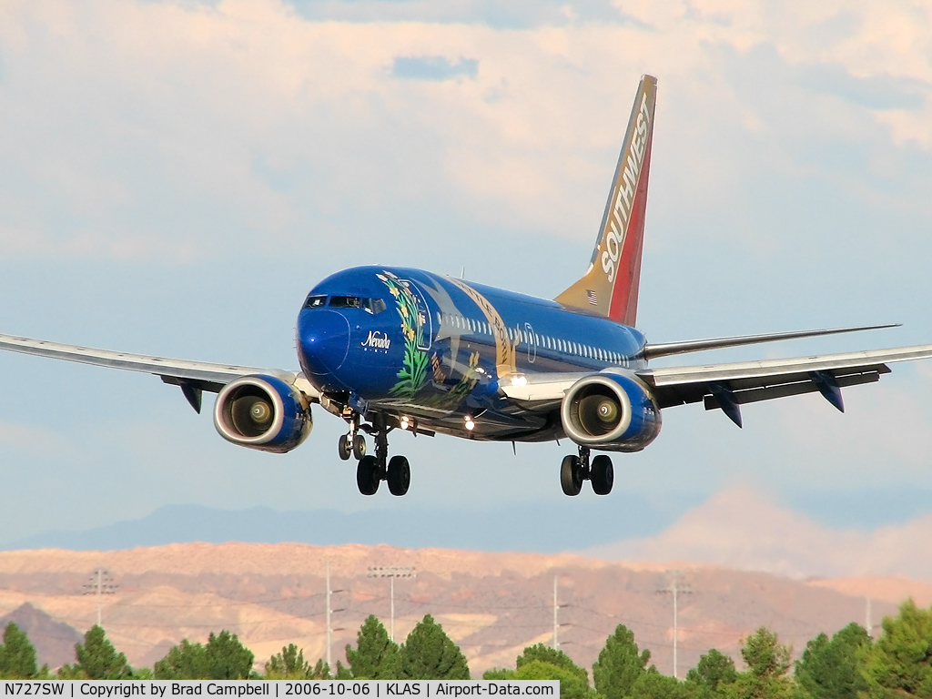 N727SW, 1999 Boeing 737-7H4 C/N 27859, Southwest Airlines - 'Nevada One' / 1999 Boeing 737-7H4