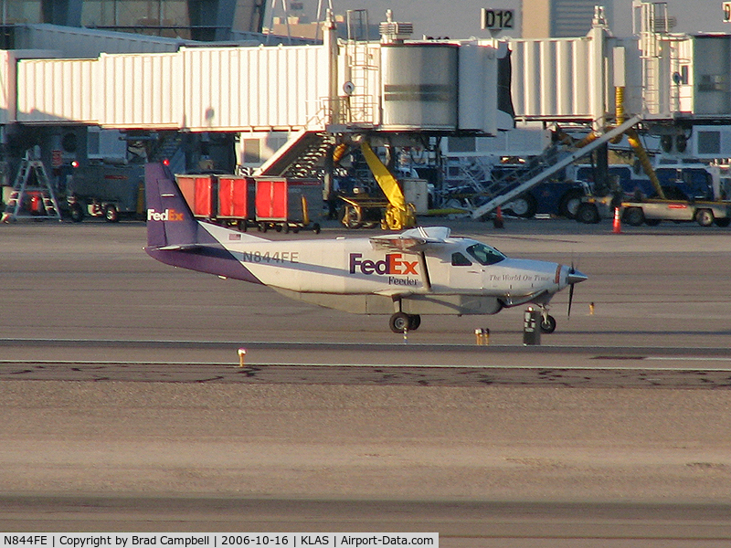 N844FE, 1989 Cessna 208B Super Cargomaster C/N 208B-0149, Federal Express - 'FedEx' / 1989 Cessna 208B - (Super Cargomaster)