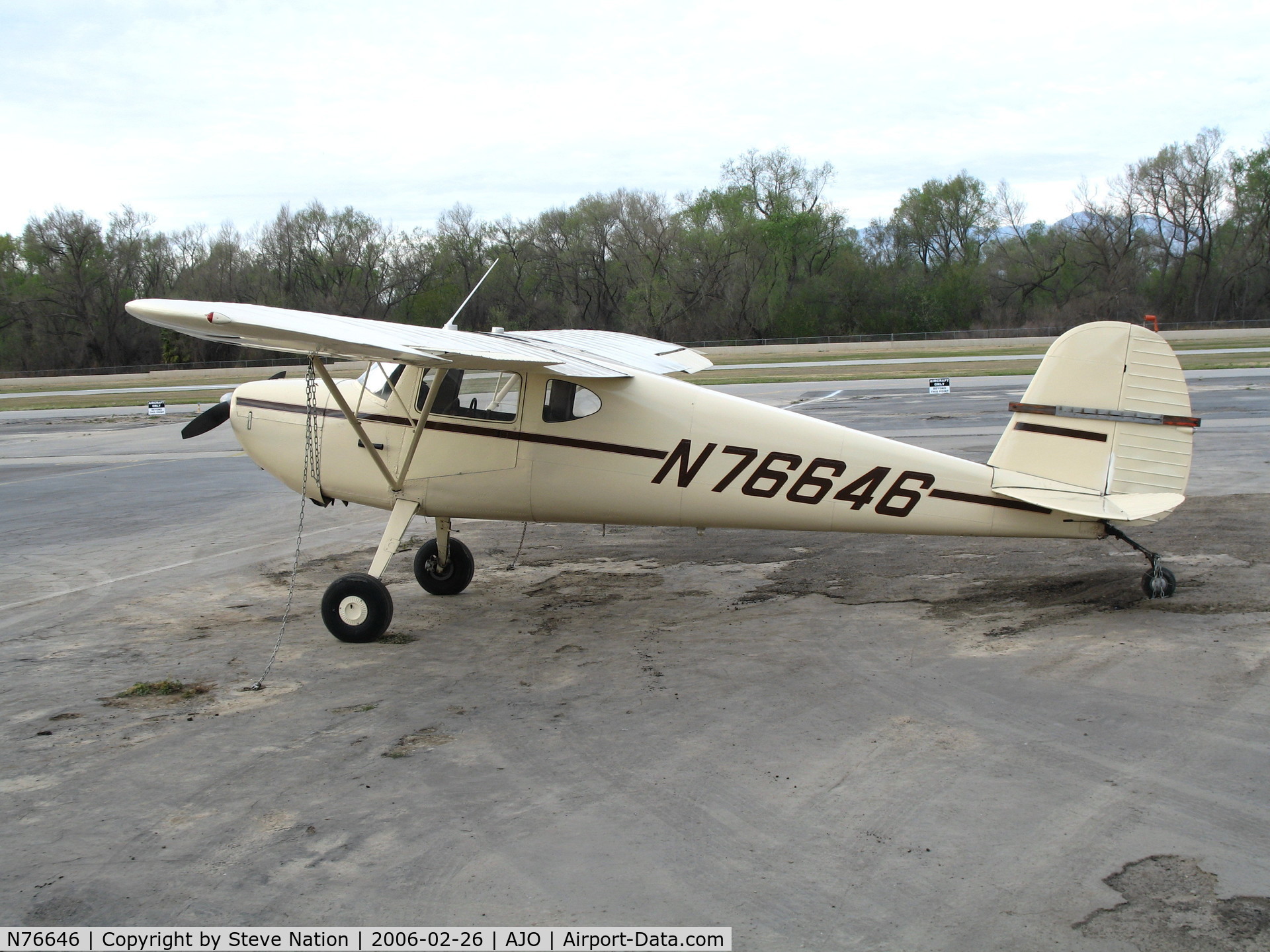 N76646, 1946 Cessna 120 C/N 11086, 1946 Cessna 120 @ Corona Municipal Airport, CA