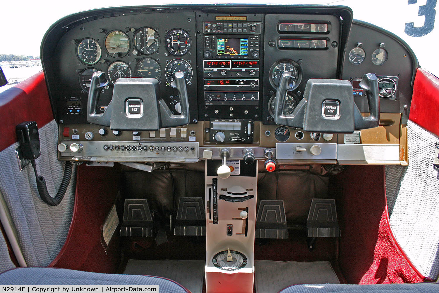 N2914F, 1965 Cessna 182J Skylane C/N 18257014, 1966 Cessna 182J Skylane Panel