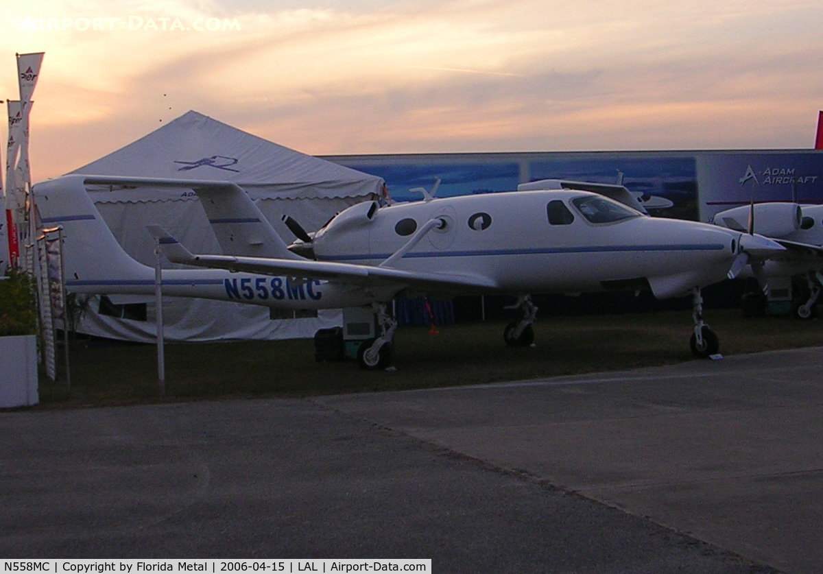 N558MC, 2005 Adam Aircraft A500 C/N 0006, Sun N Fun