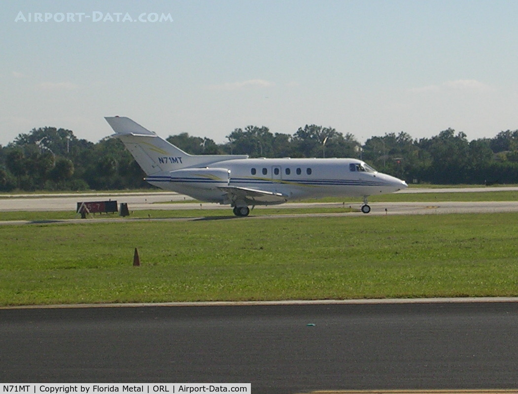 N71MT, 2007 Eclipse Aviation Corp EA500 C/N 000069, NBAA 2005