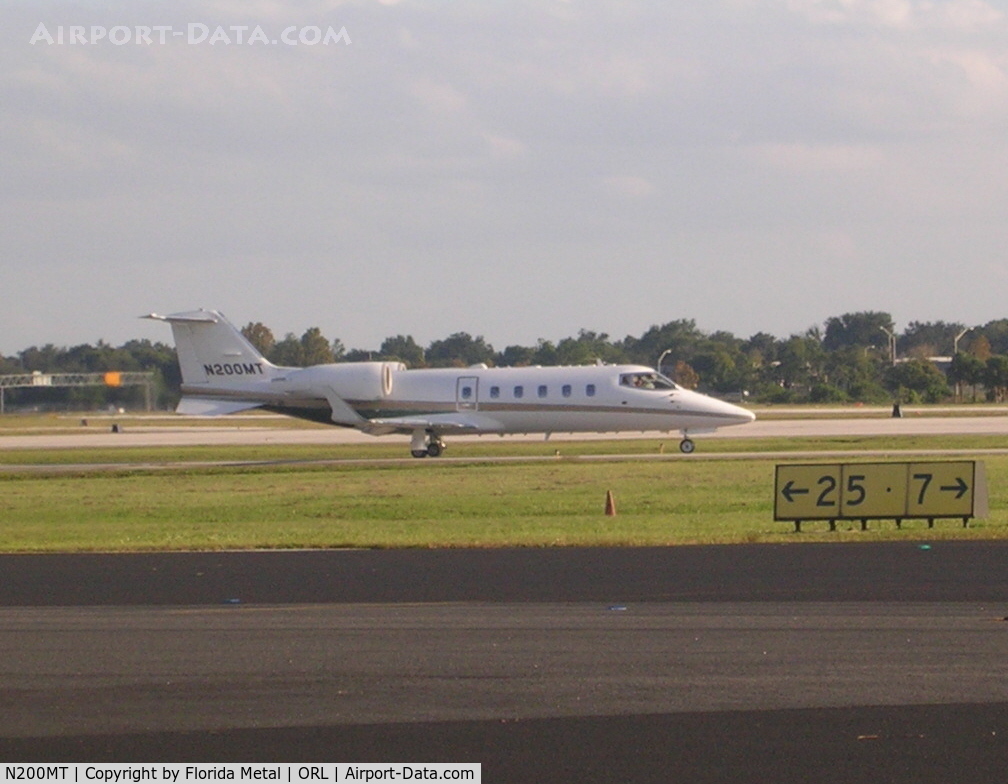 N200MT, Learjet 60 C/N 150, NBAA 2005