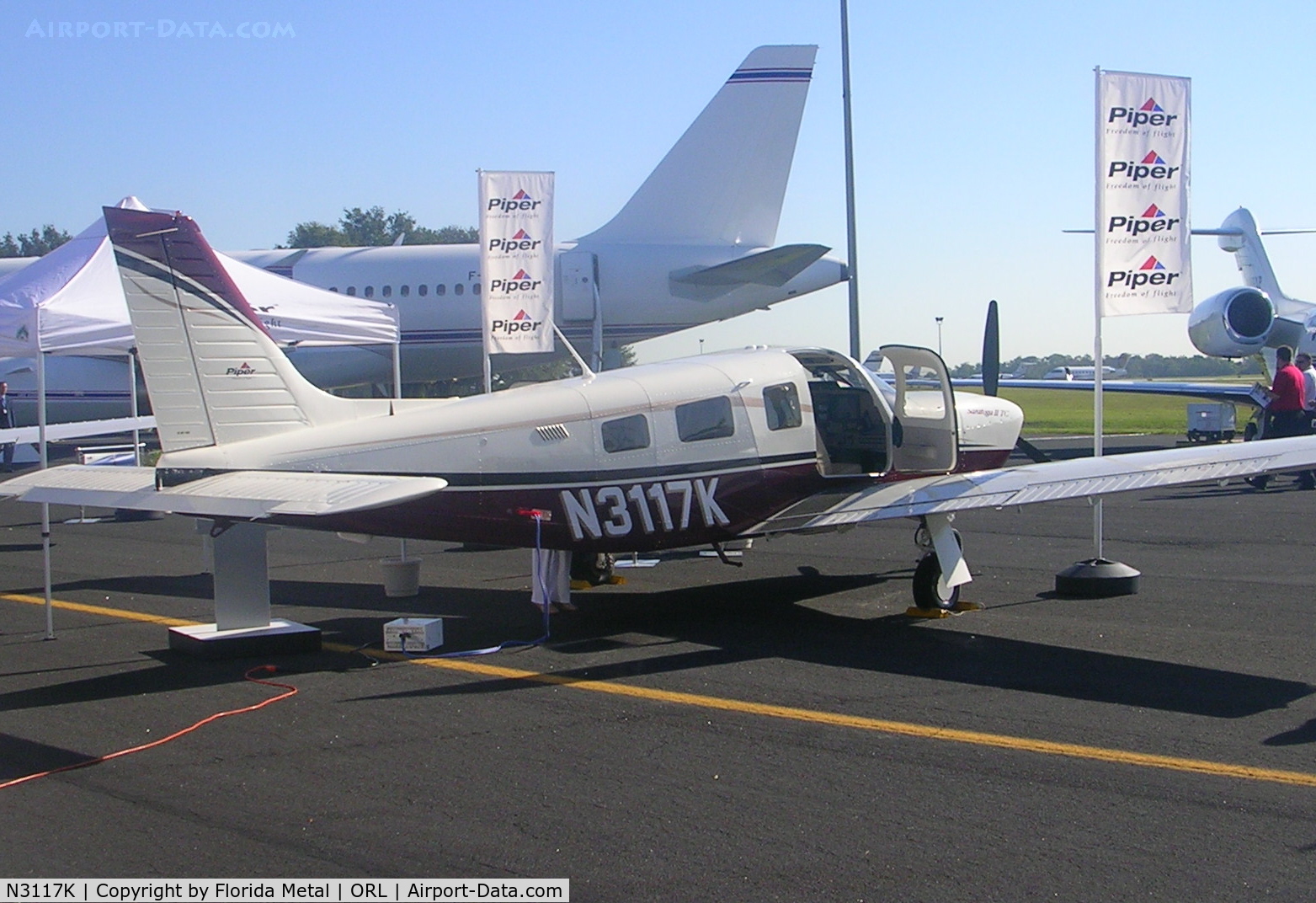 N3117K, 2005 Piper PA-32R-301T Turbo Saratoga C/N 3257398, NBAA 2005