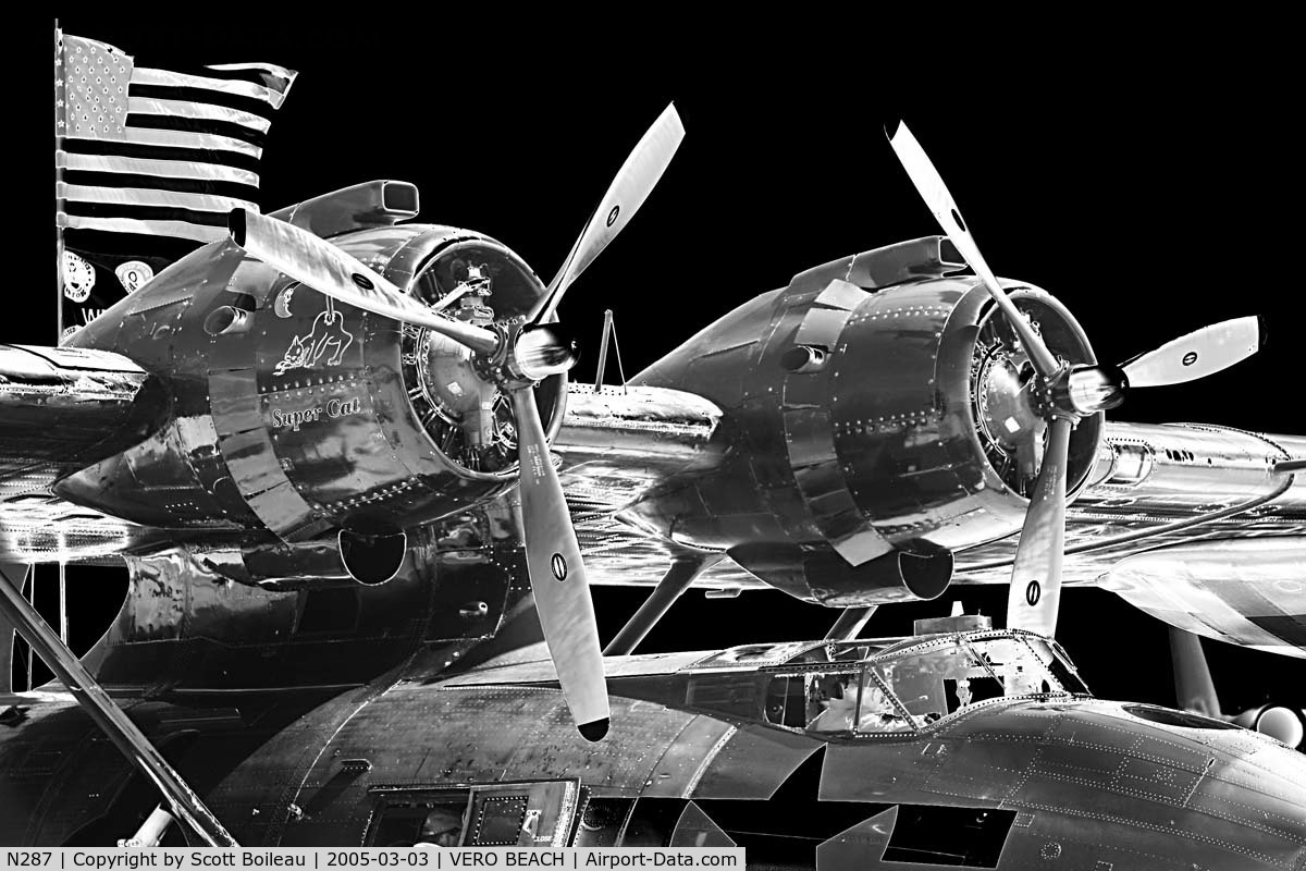 N287, 1943 Consolidated Vultee 28-5ACF C/N 1649 (USN48287), Vero Beach air show 2005