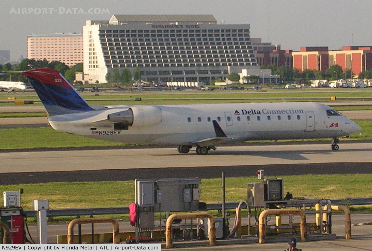 N929EV, 2004 Bombardier CRJ-200ER (CL-600-2B19) C/N 8007, Atlanta