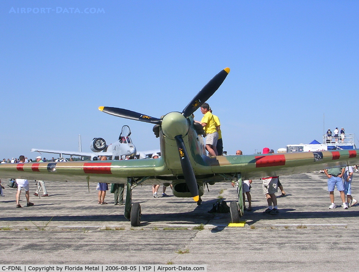 C-FDNL, 1942 Hawker (CCF) Hurricane Mk12 C/N 60372, Warbird Airshow