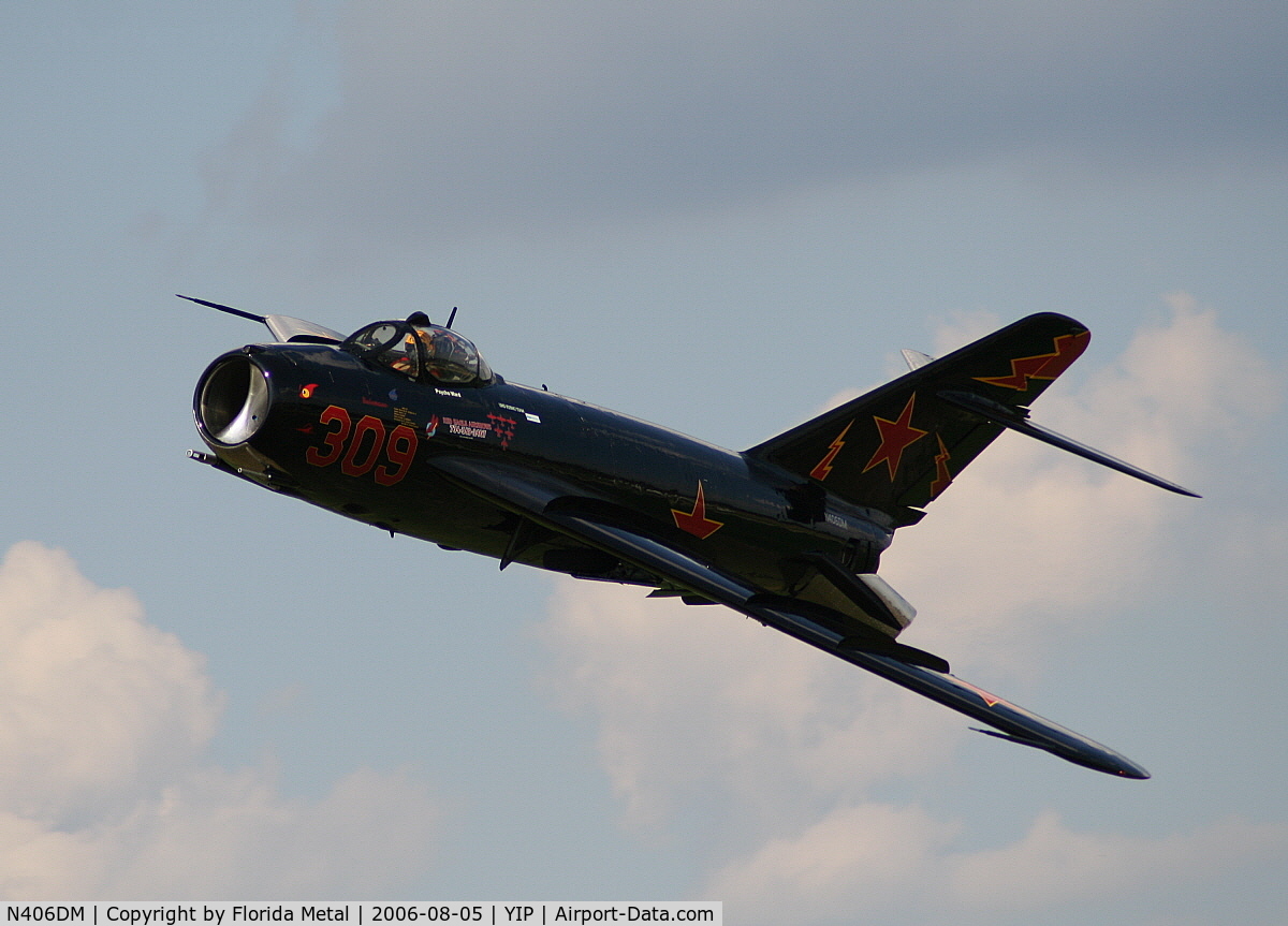 N406DM, 1957 Mikoyan-Gurevich MiG-17T C/N 0613, Mig-17