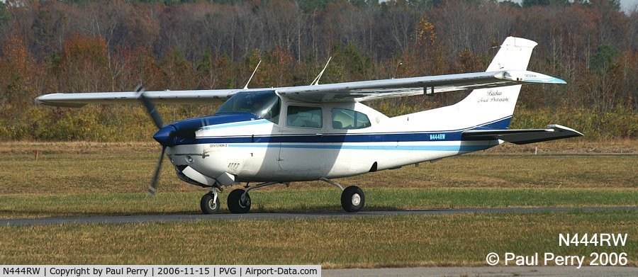 N444RW, 1979 Cessna T210N Turbo Centurion C/N 21063465, Judging by the tail, I'd say this hop is all business