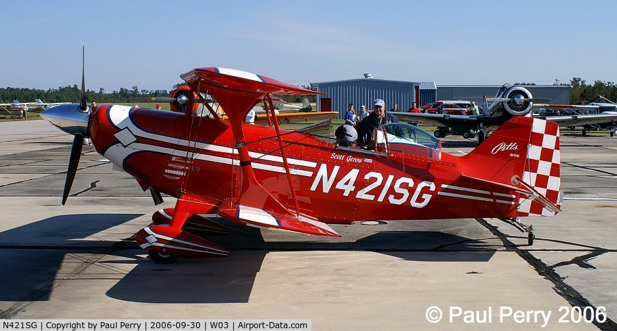 N421SG, 2003 Aviat Pitts S-2C Special C/N 6059, Literally sliding into a close parking spot, power on.  Pretty cool