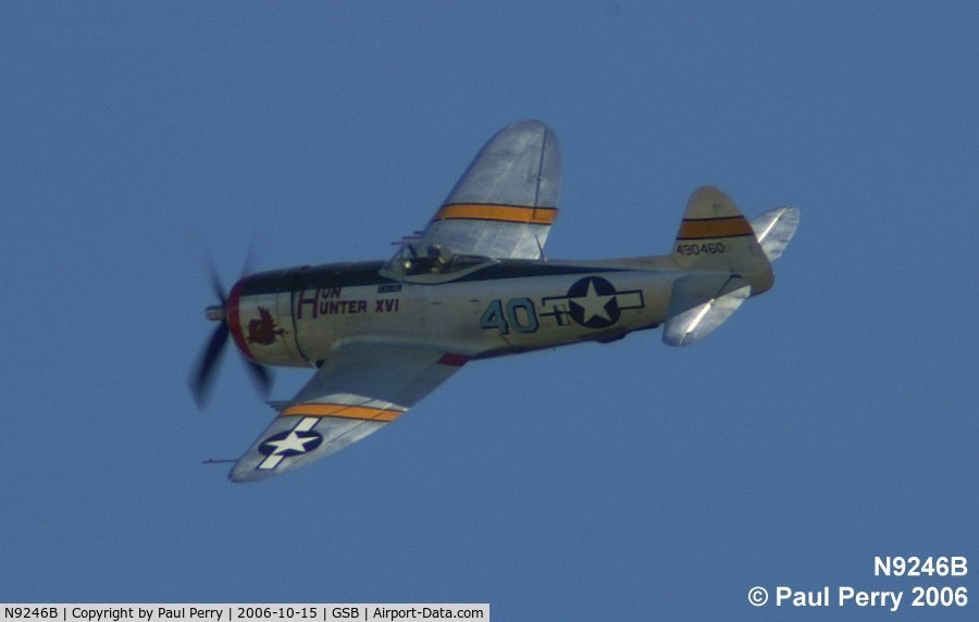 N9246B, 1944 Republic P-47D Thunderbolt C/N 339-55605, Nice view as she makes one of her passes