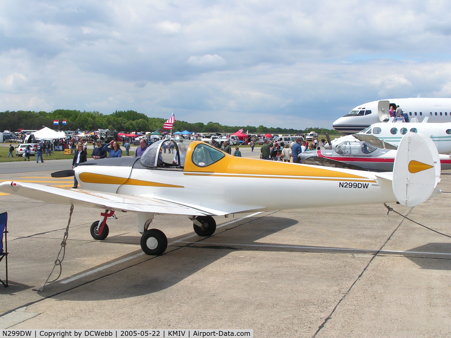 N299DW, 1946 Erco 415C Ercoupe C/N 1871, Millville Airshow 2005 Static Display