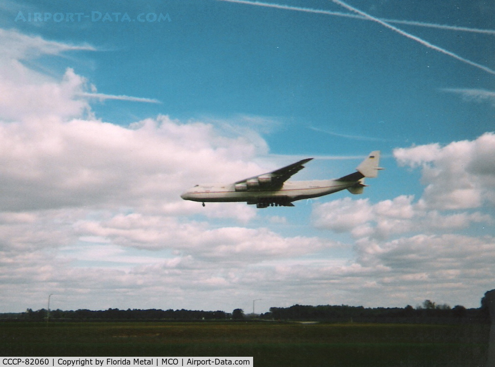 CCCP-82060, 1988 Antonov An-225 Mriya C/N 19530503763, World's largest plane lands at Orlando in 2003