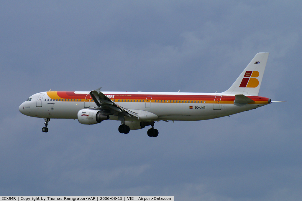 EC-JMR, 2005 Airbus A321-211 C/N 2599, Iberia A321-211
