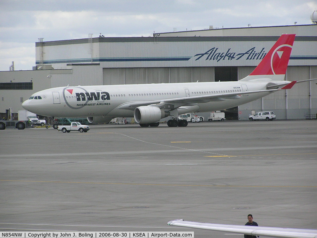 N854NW, 2004 Airbus A330-223 C/N 0620, Northwest A-330 under tow at Seatac