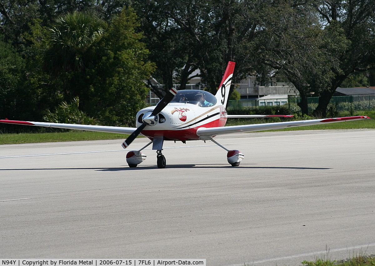 N94Y, 1995 Questair Venture 20 C/N 0044, Spruce Creek