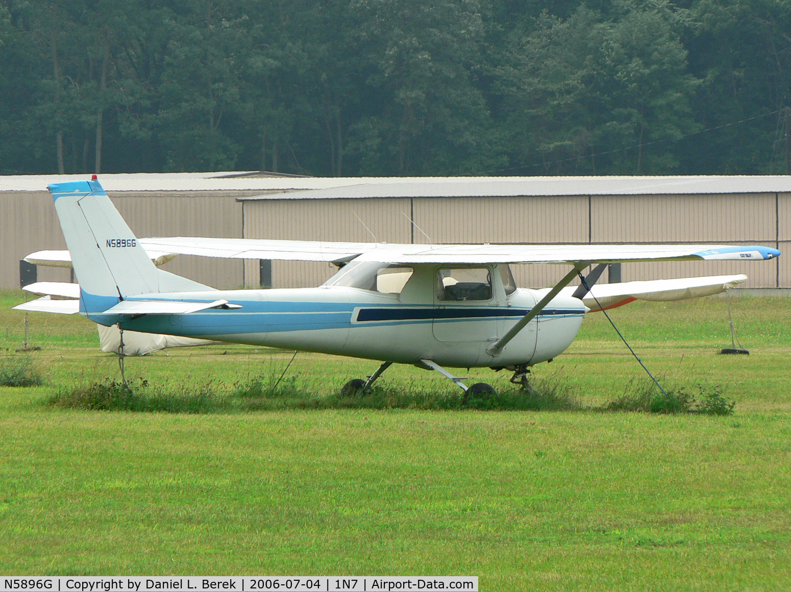 N5896G, 1969 Cessna 150K C/N 15071396, A 1969 Cessna 150 enjoys some rest on Indpendence Day at Blairstown.