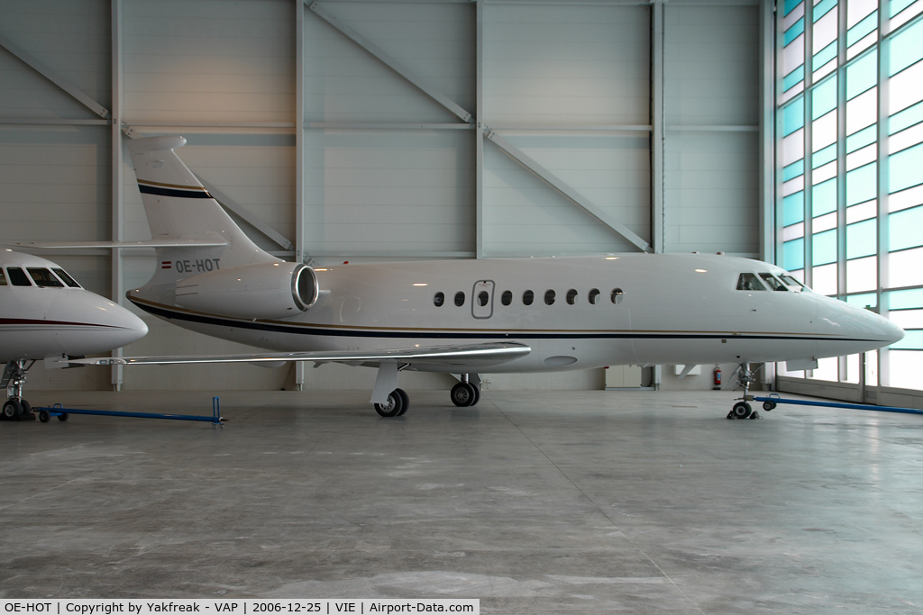 OE-HOT, 2006 Dassault Falcon 2000EX C/N 88, Falcon 2000