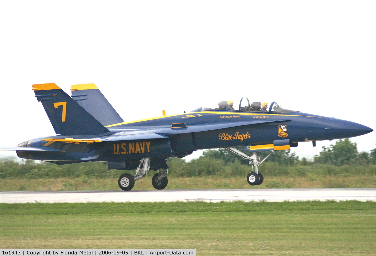 161943, McDonnell Douglas F/A-18B Hornet C/N 0150, Blue Angel #7