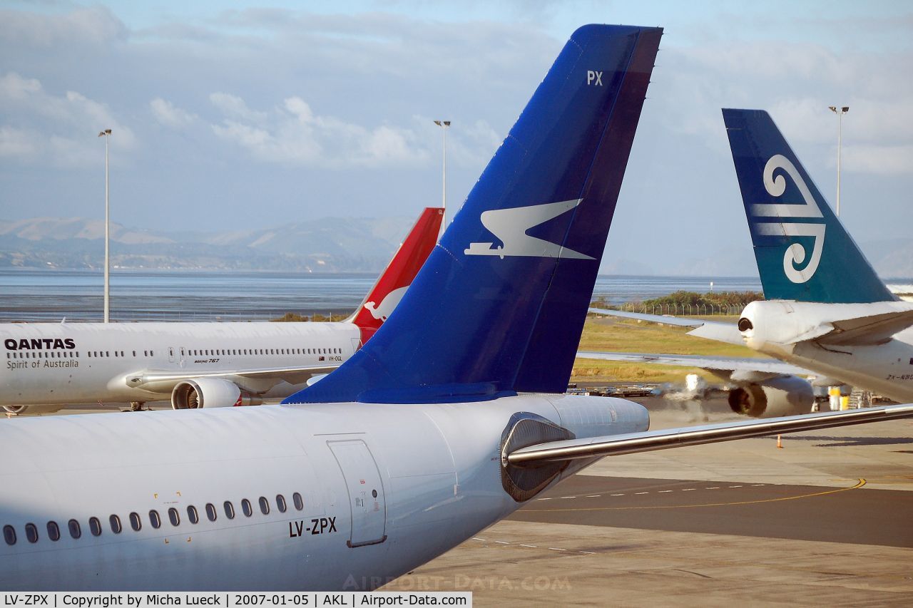 LV-ZPX, 1994 Airbus A340-211 C/N 080, Aerolineas Argentinas, Qantas, and Air New Zealand