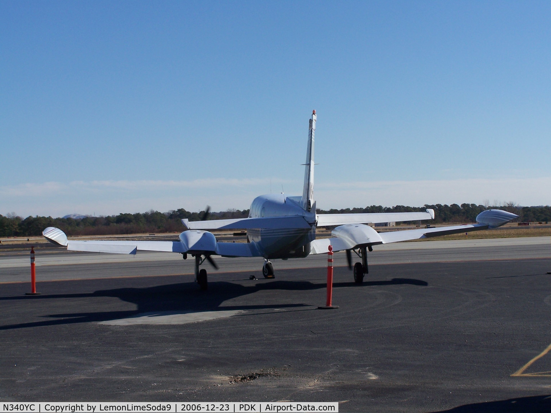 N340YC, 1977 Cessna 340A C/N 340A0375, This was taken during my day at PDK