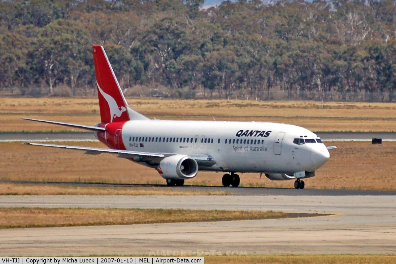 VH-TJJ, 1990 Boeing 737-476 C/N 24435, Just arrived in Melbourne