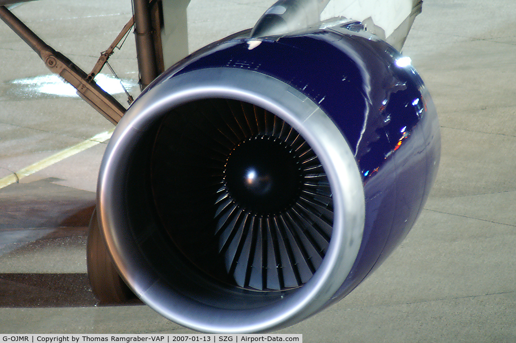 G-OJMR, 1991 Airbus A300B4-605R C/N 605, Monarch Airlines A300-600R (engine@night)
