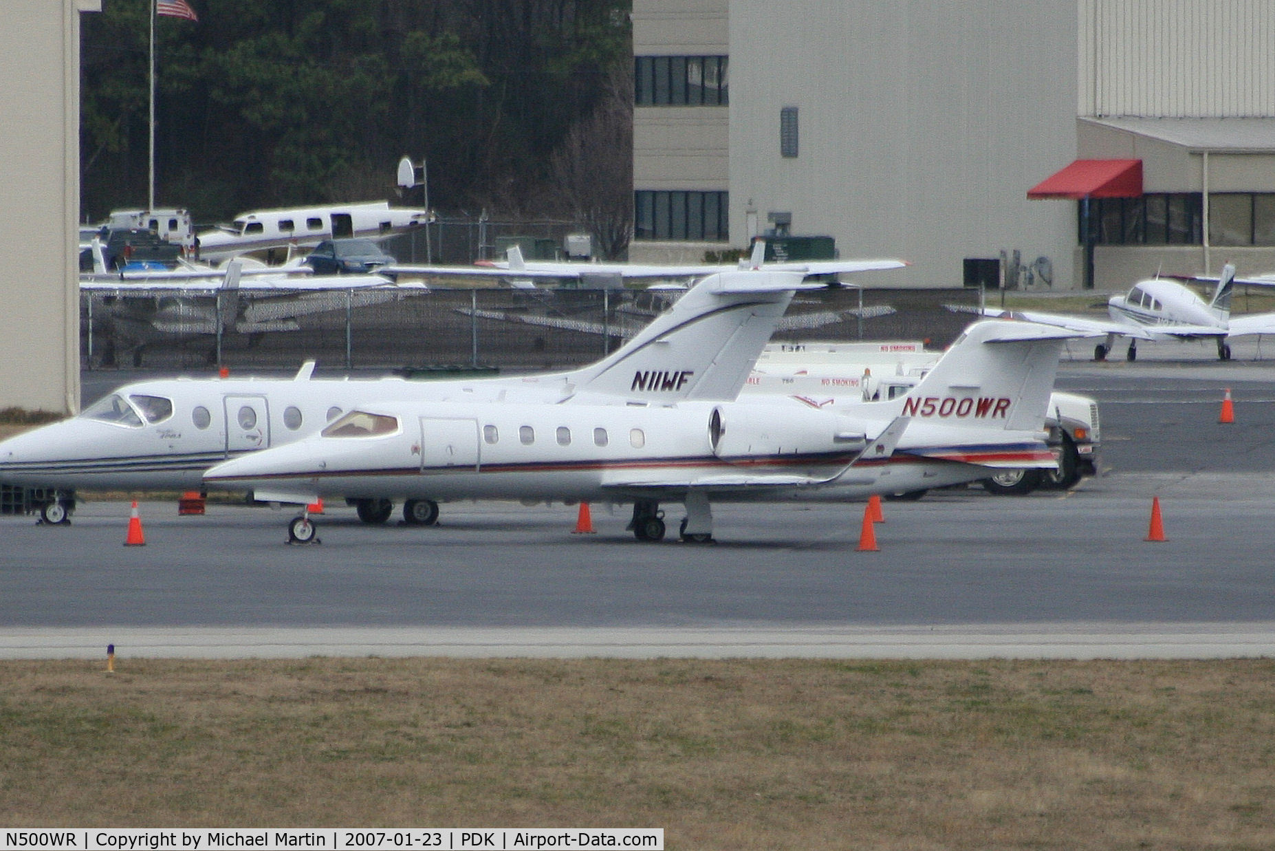 N500WR, 1991 Learjet 31A C/N 038, Rusty Wallace at Signature Flight Services