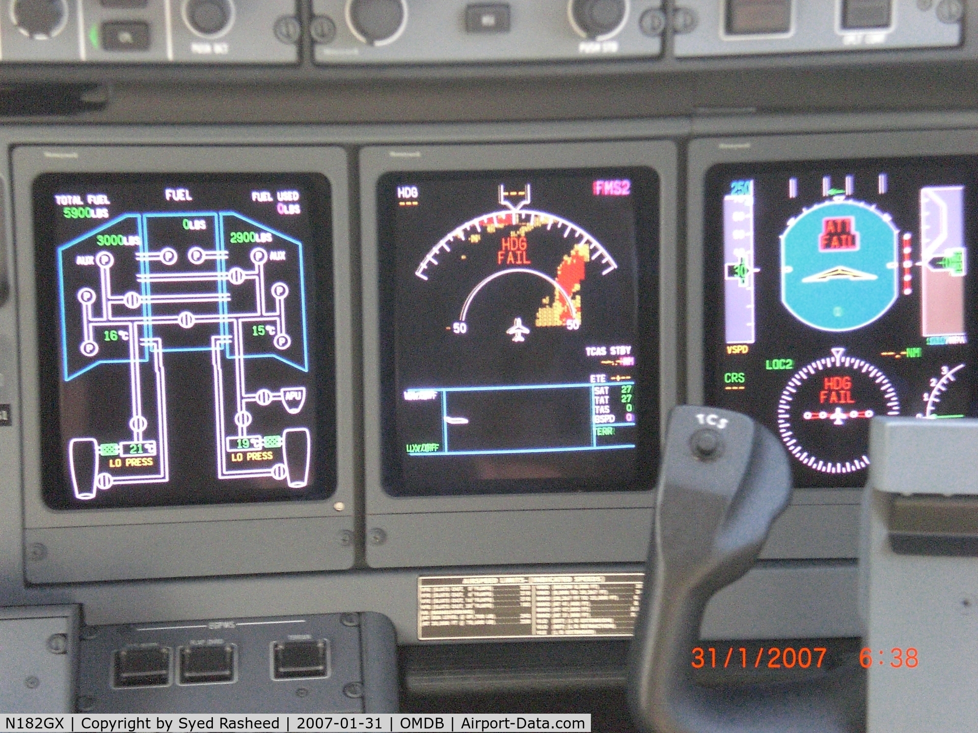 N182GX, 2005 Bombardier BD-700-1A11 Global 5000 C/N 9182, Front office - Glex 5000 @ The MEBA - Dubai