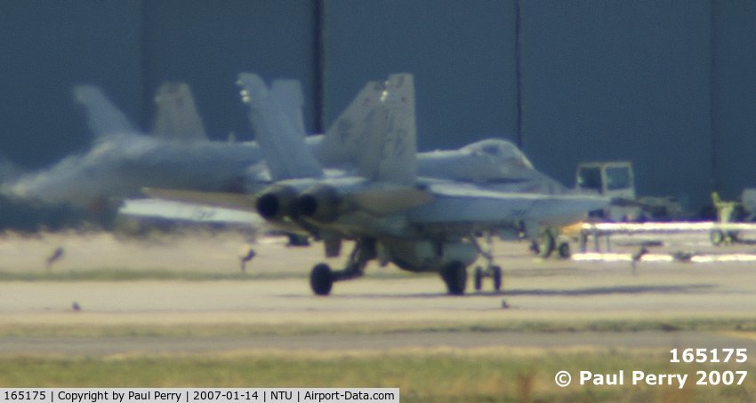 165175, McDonnell Douglas F/A-18C Hornet C/N 1295, AC-311 turning onto a seperate taxiway